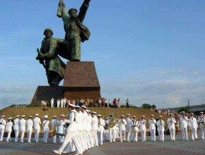 Летом Севастополь примет фестиваль искусств «Война и Мир»