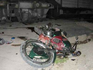 В Балаклаве мотоциклист попал под тепловоз