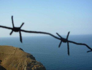 В Севастополе не соблюдается требование закона о свободном доступе граждан на 100-метровую прибрежную полосу