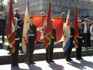 В Севастополе на легендарной Сапун-горе состоялся парад Знамен Победы