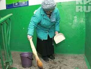 РЭПы предлагают севастопольцам самим убирать подъезды