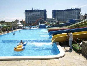 В аквапарке «Зурбаган» для детей устроили праздник лета
